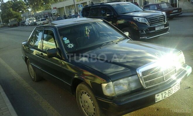 Mercedes 190 1992, 222,000 km - 2.0 l - Biləsuvar