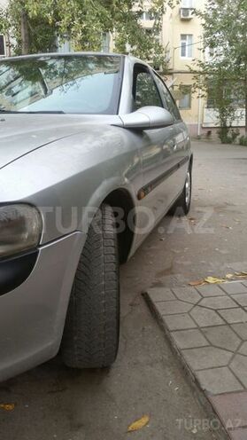 Opel Vectra 1997, 270,000 km - 1.8 l - Sumqayıt
