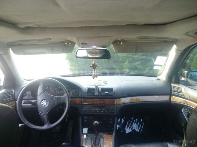 BMW 523 1997, 225,000 km - 2.5 l - Qax