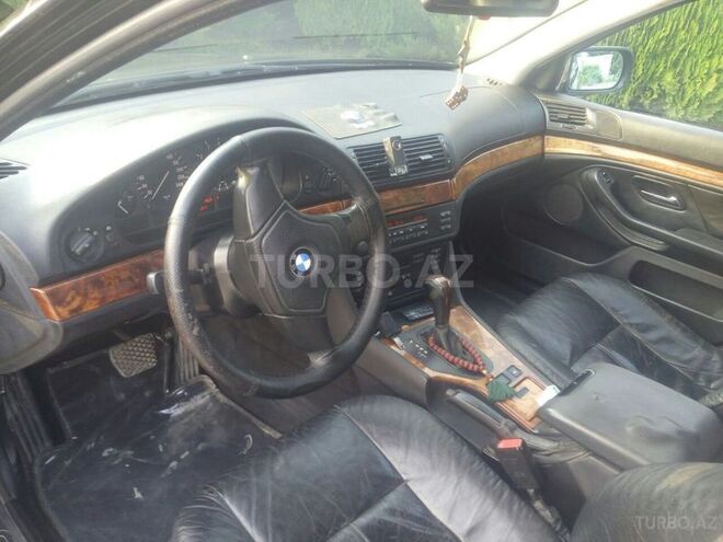 BMW 523 1997, 225,000 km - 2.5 l - Qax