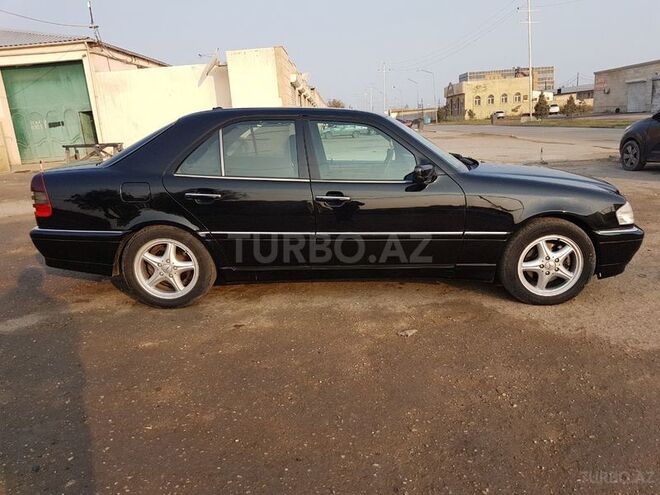 Mercedes C 230 2000, 260,000 km - 2.3 l - Sumqayıt