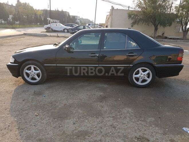 Mercedes C 230 2000, 260,000 km - 2.3 l - Sumqayıt