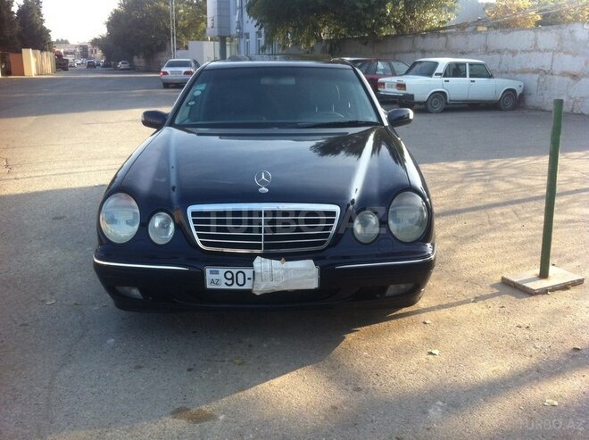 Mercedes E 240 2001, 263,424 km - 2.6 l - Bakı