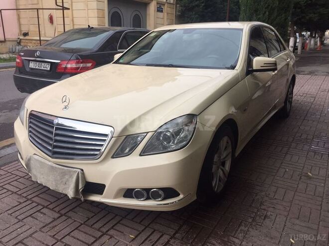 Mercedes E 220 2010, 328,000 km - 2.2 l - Bakı