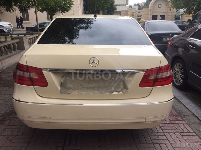 Mercedes E 220 2010, 328,000 km - 2.2 l - Bakı