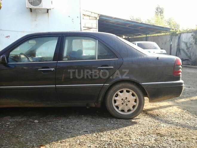 Mercedes C 250 1993, 751,288 km - 2.5 л - İmişli