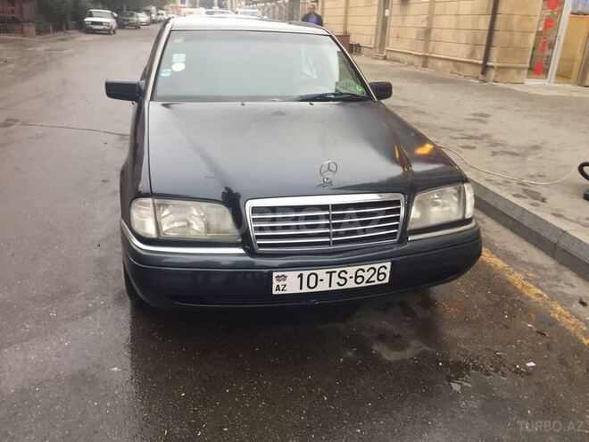 Mercedes C 220 1996, 275,000 km - 2.2 l - Bakı