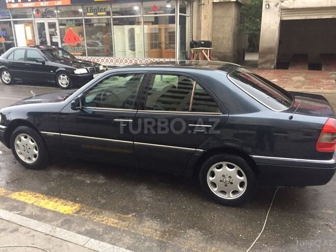Mercedes C 220 1996, 275,000 km - 2.2 l - Bakı