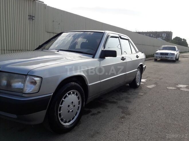 Mercedes 190 1990, 225,000 km - 2.0 l - Sumqayıt