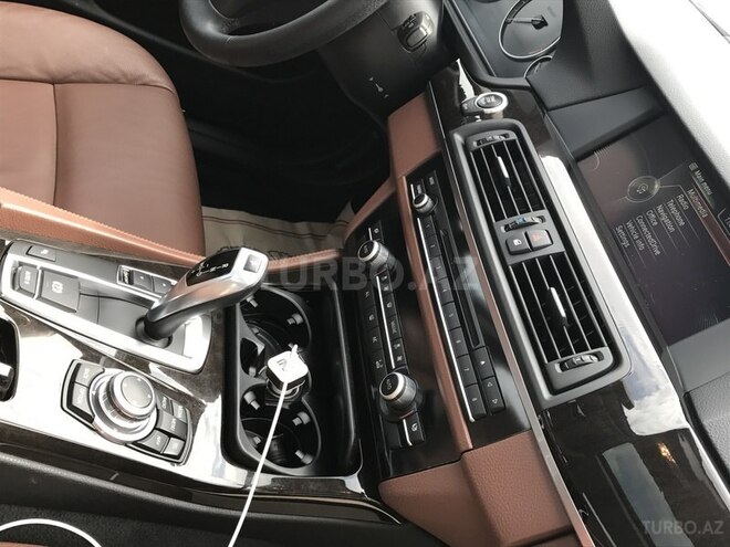 BMW 528 2013, 86,600 km - 2.0 l - Bakı