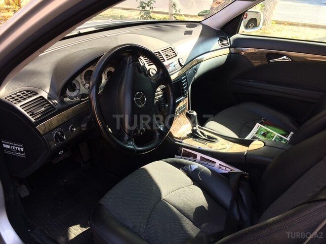 Mercedes E 200 2006, 179,100 km - 2.2 l - Bakı