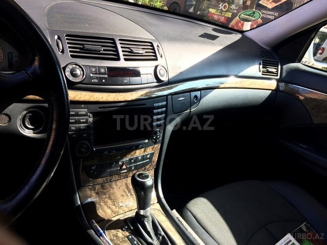 Mercedes E 200 2006, 179,100 km - 2.2 l - Bakı