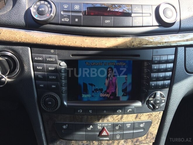 Mercedes E 200 2006, 179,100 km - 2.2 l - Bakı