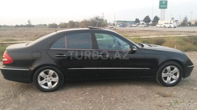 Mercedes E 240 2002, 227,000 km - 2.4 л - Quba