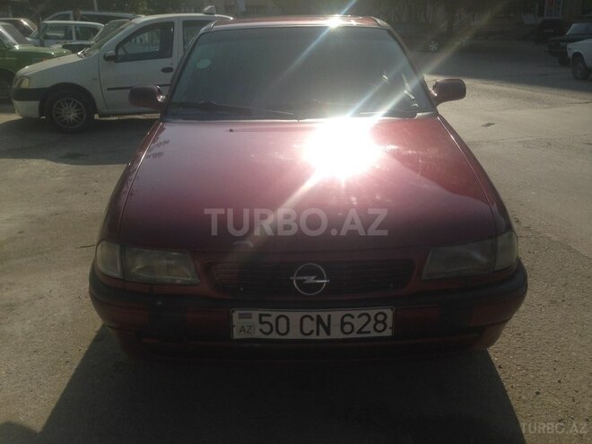 Opel Astra 1995, 250,000 km - 1.6 l - Bakı