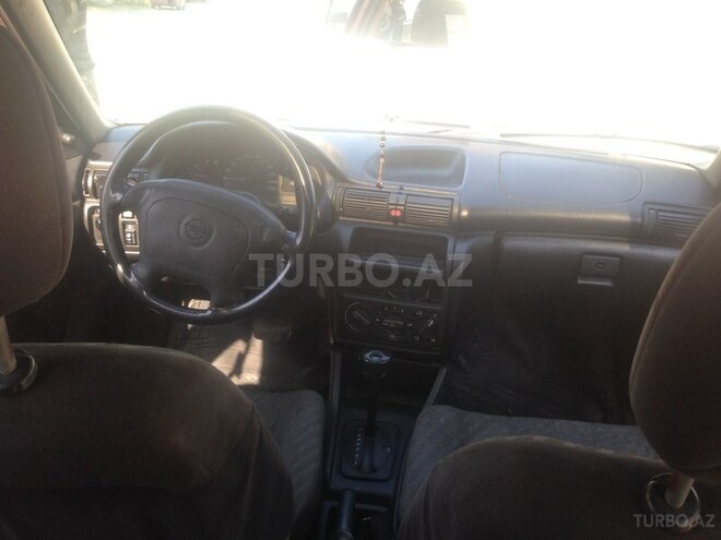 Opel Astra 1995, 250,000 km - 1.6 l - Bakı