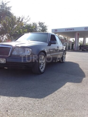 Mercedes E 250 1994, 654,322 km - 2.5 l - İmişli