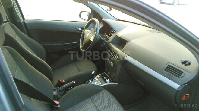 Opel Astra 2005, 116,000 km - 1.6 л - Bakı