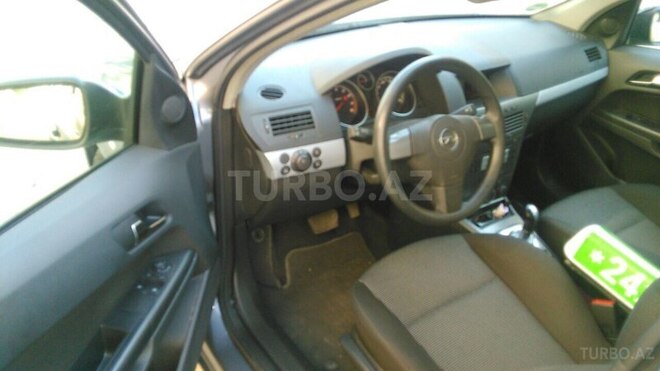 Opel Astra 2005, 116,000 km - 1.6 л - Bakı