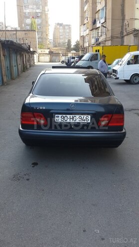 Mercedes E 200 1998, 198,746 km - 2.0 л - Bakı