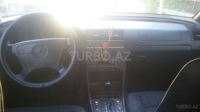 Mercedes C 220 1994, 250,000 km - 2.2 л - Bakı