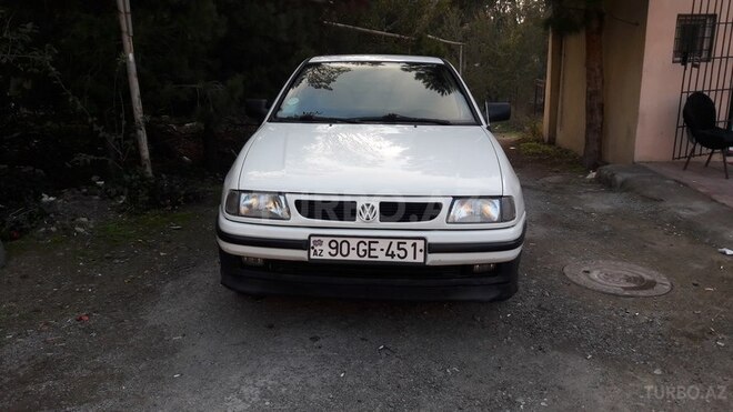 Volkswagen Polo 1995, 270,000 km - 1.3 l - Bakı