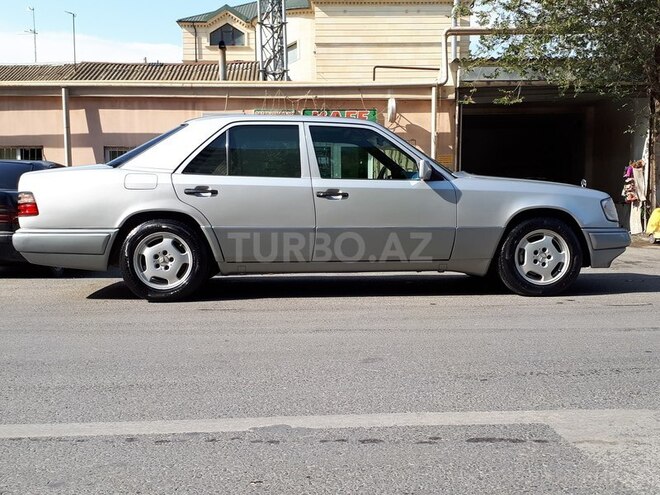 Mercedes E 280 1994, 485,000 km - 2.8 l - Bakı