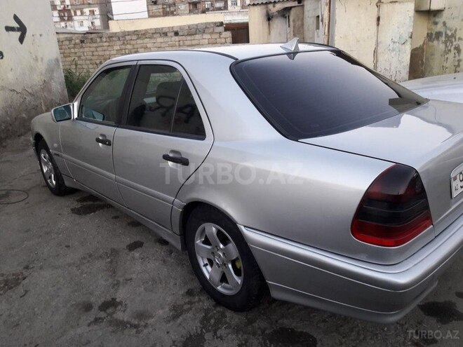 Mercedes C 220 1999, 350,000 km - 2.2 l - Sumqayıt