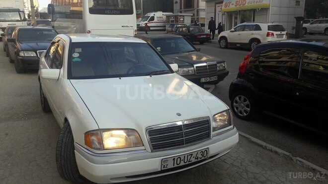 Mercedes C 180 1995, 300,000 km - 1.8 l - Bakı