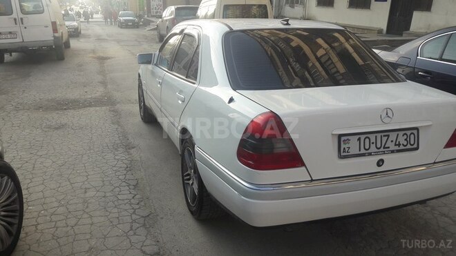 Mercedes C 180 1995, 300,000 km - 1.8 l - Bakı