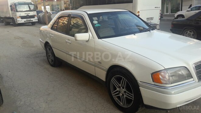 Mercedes C 180 1995, 300,000 km - 1.8 l - Bakı