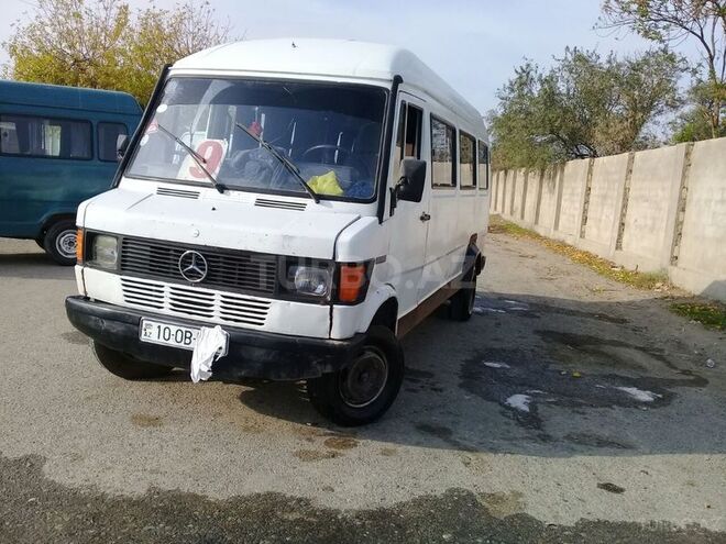 Mercedes 410 D 1993, 4,000 km - 0.3 l - Şirvan