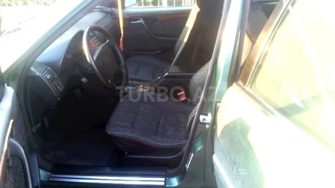 Mercedes C 220 1994, 310,000 km - 2.2 л - Bakı