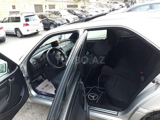 Mercedes C 240 1999, 243,123 km - 2.5 l - Bakı