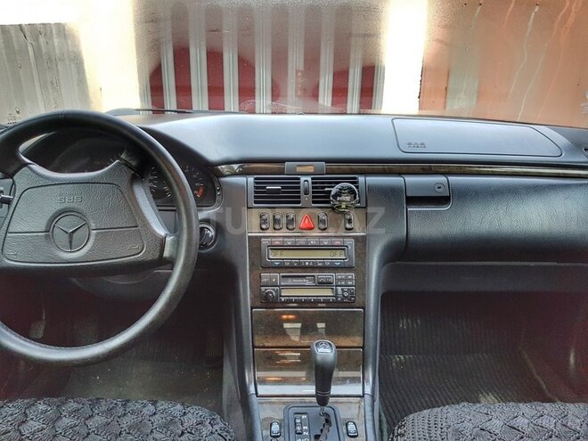 Mercedes E 230 1998, 150,000 km - 0.2 l - Bakı