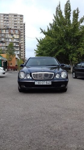 Mercedes E 220 2001, 228,000 km - 2.2 l - Bakı