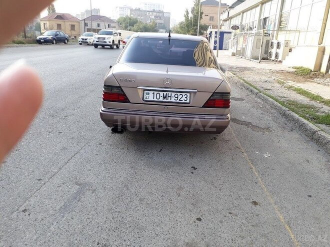 Mercedes E 280 1993, 378,000 km - 2.8 l - Bakı