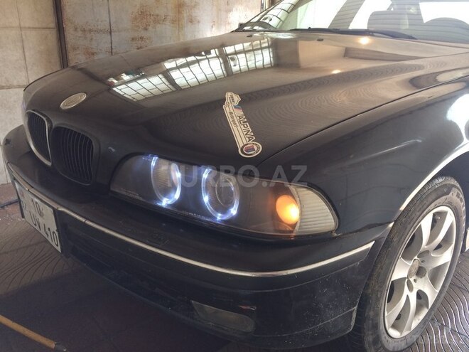 BMW 528 1999, 255,000 km - 2.8 l - Bakı