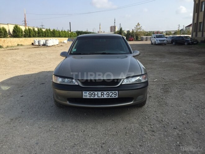Opel Vectra 1996, 218,000 km - 1.8 л - Bakı
