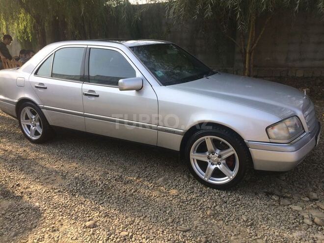 Mercedes C 180 1994, 325,000 km - 1.8 l - Masallı