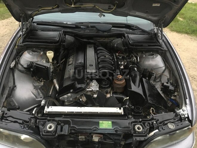 BMW 523 1996, 338,560 km - 2.5 l - Bakı