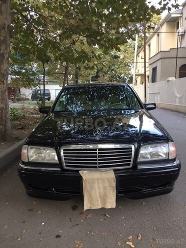 Mercedes C 230 1998, 194,300 km - 2.3 l - Mingəçevir