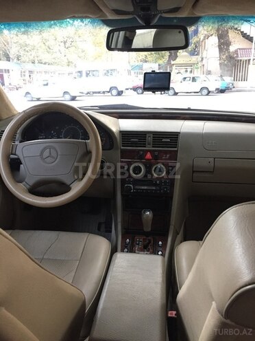Mercedes C 230 1998, 194,300 km - 2.3 l - Mingəçevir
