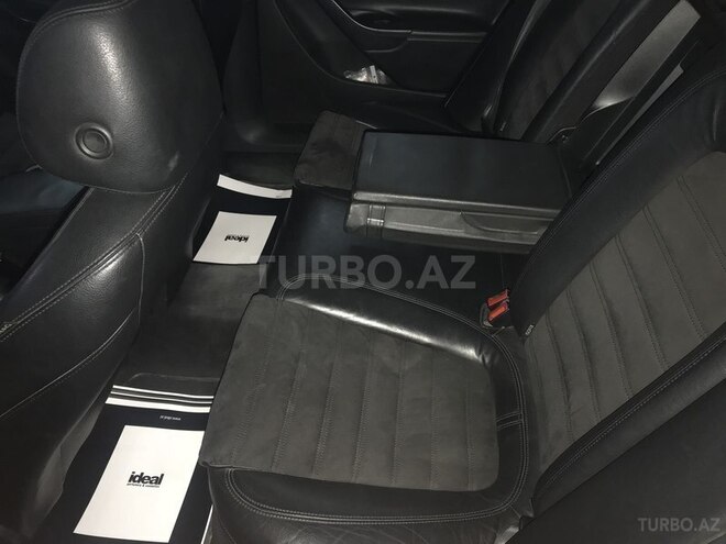 Volkswagen Passat 2010, 136,000 km - 1.8 l - Bakı