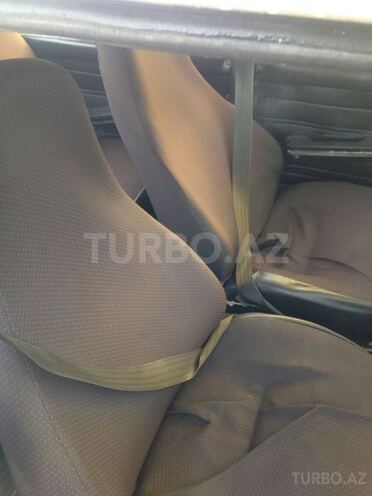 LADA (VAZ) 2106 1988, 145,000 km - 1.6 l - Qazax