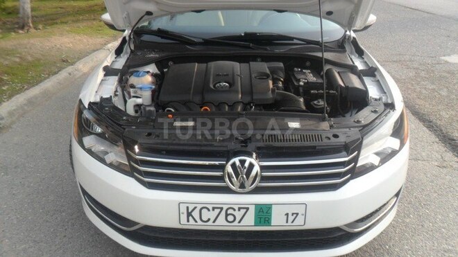 Volkswagen Passat 2013, 94,000 km - 2.5 л - Bakı
