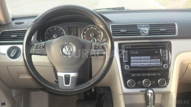 Volkswagen Passat 2013, 94,000 km - 2.5 л - Bakı