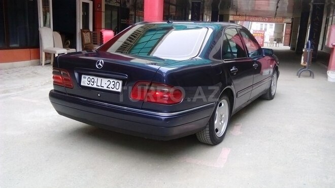 Mercedes E 240 1998, 340,000 km - 2.4 л - Bakı