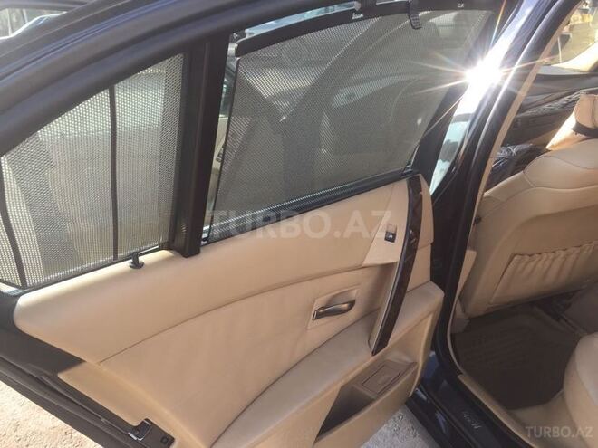 BMW 530 2005, 200,000 km - 3.0 л - Bakı