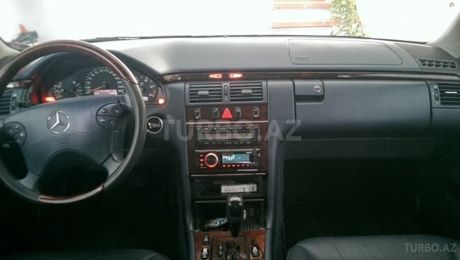 Mercedes E 320 2001, 270,000 km - 3.2 l - Göyçay